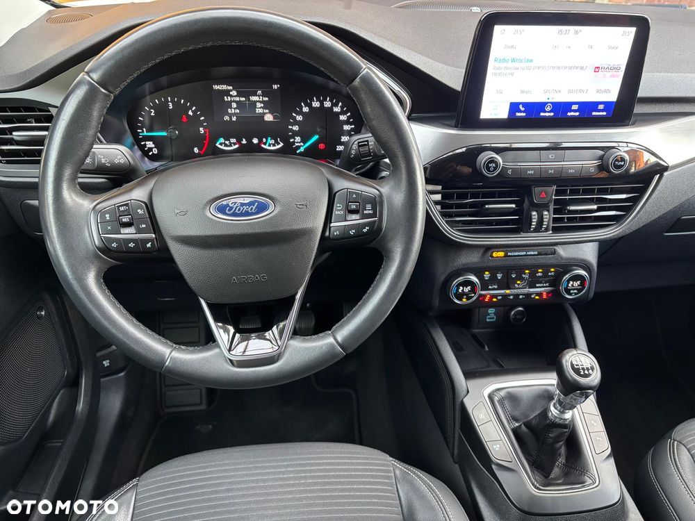 Ford Kuga - 20