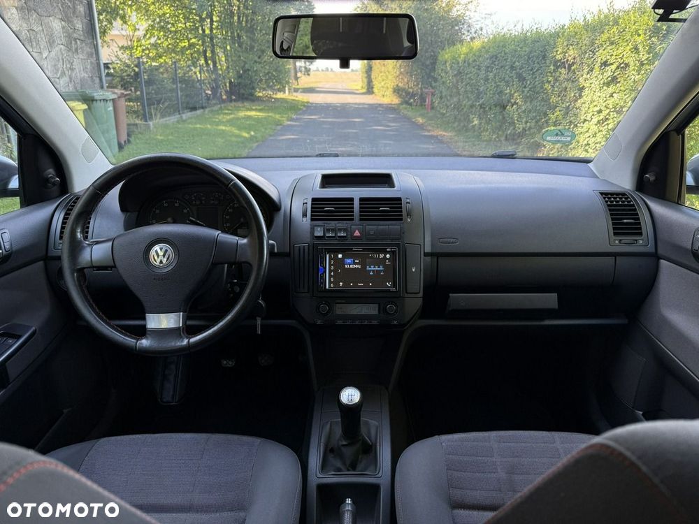 Volkswagen Polo 1.4 16V Comfortline - 3