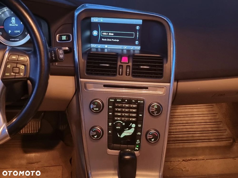 Volvo XC 60 - 13