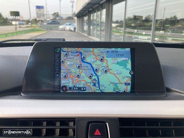 BMW 318 d Sport - 19