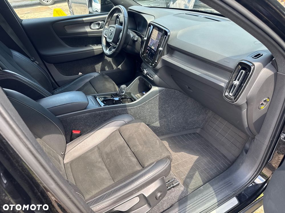 Volvo XC 40 82kWh P8 Recharge AWD Plus - 30