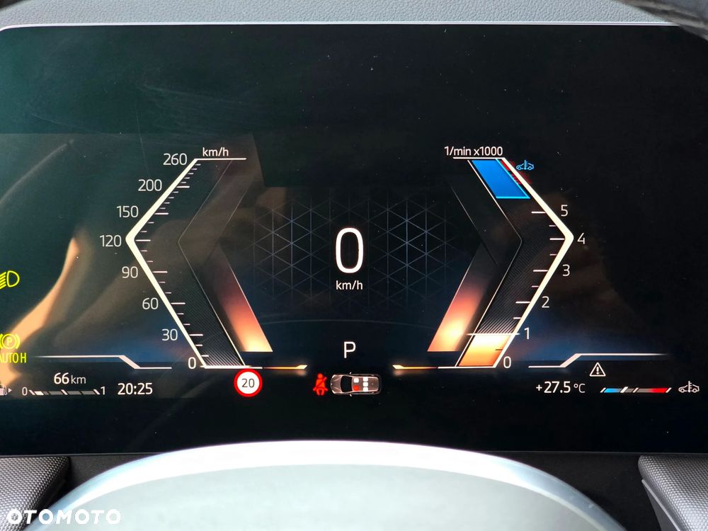 BMW Seria 2 218i - 21