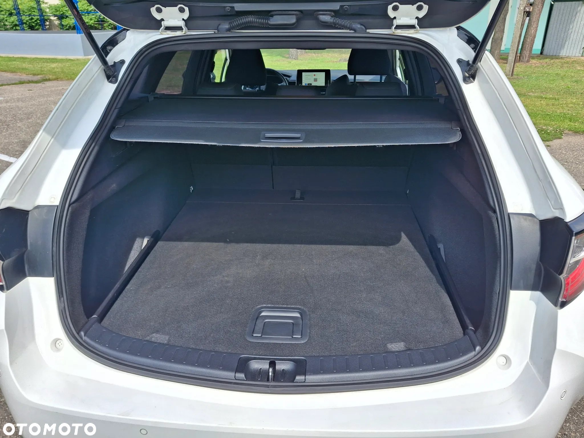 Toyota Corolla 1.8 Hybrid Comfort - 8