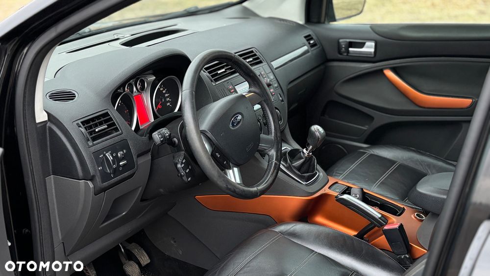 Ford Kuga 2.0 TDCi 2x4 Trend - 6