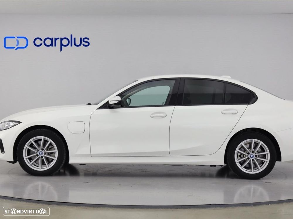 BMW 320 e Auto - 4