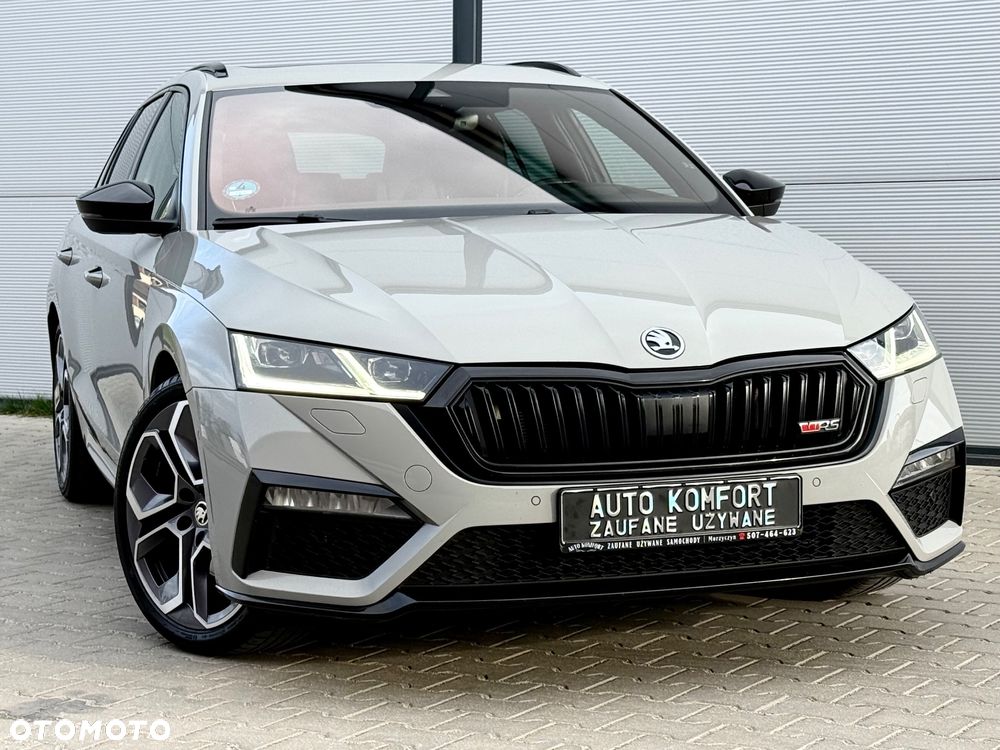 Skoda Octavia 2.0 TDI DSG RS Plus - 9