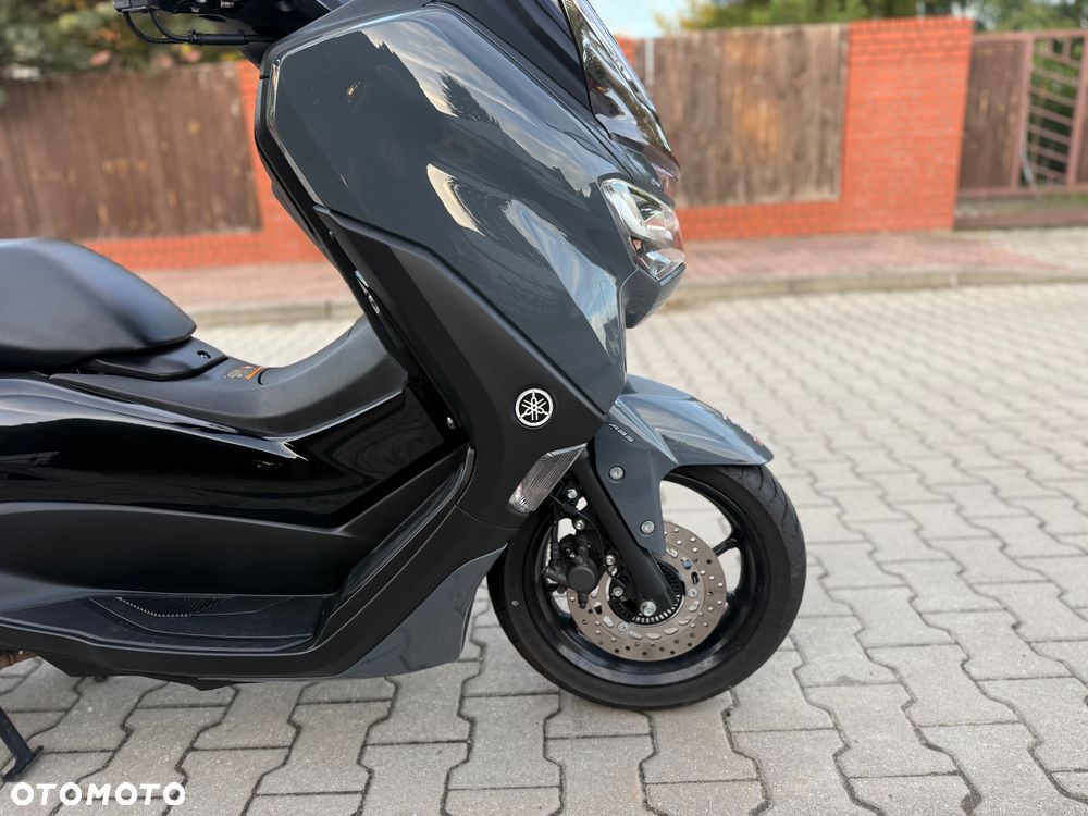 Yamaha NMAX - 9