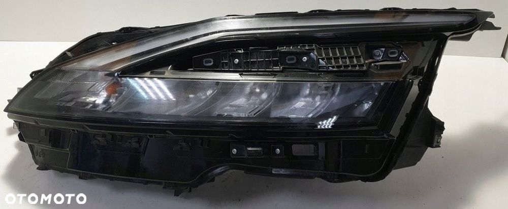 Nissan Qashqai Reflektor Lewy KOITO 100-8D02G - 1