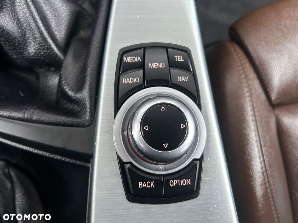 BMW Seria 3 320d - 39