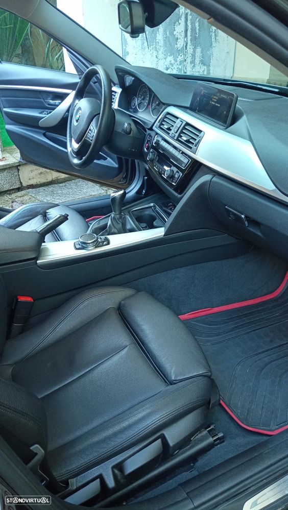 BMW 320 d Line Sport - 17