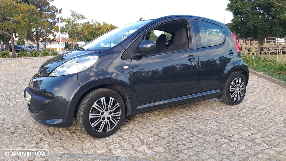 Peugeot 107 1.0 Trendy - 8