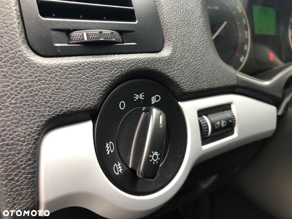 Skoda Octavia 1.8 TSI Ambition - 17