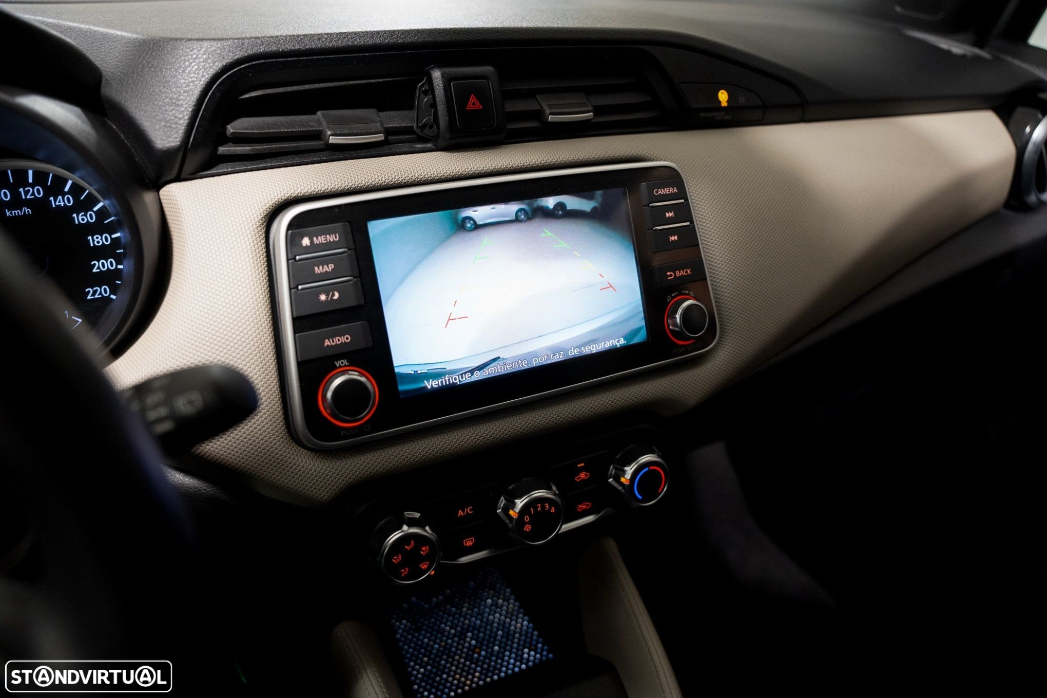 Nissan Micra 1.0 IG-T N-Connecta - 6