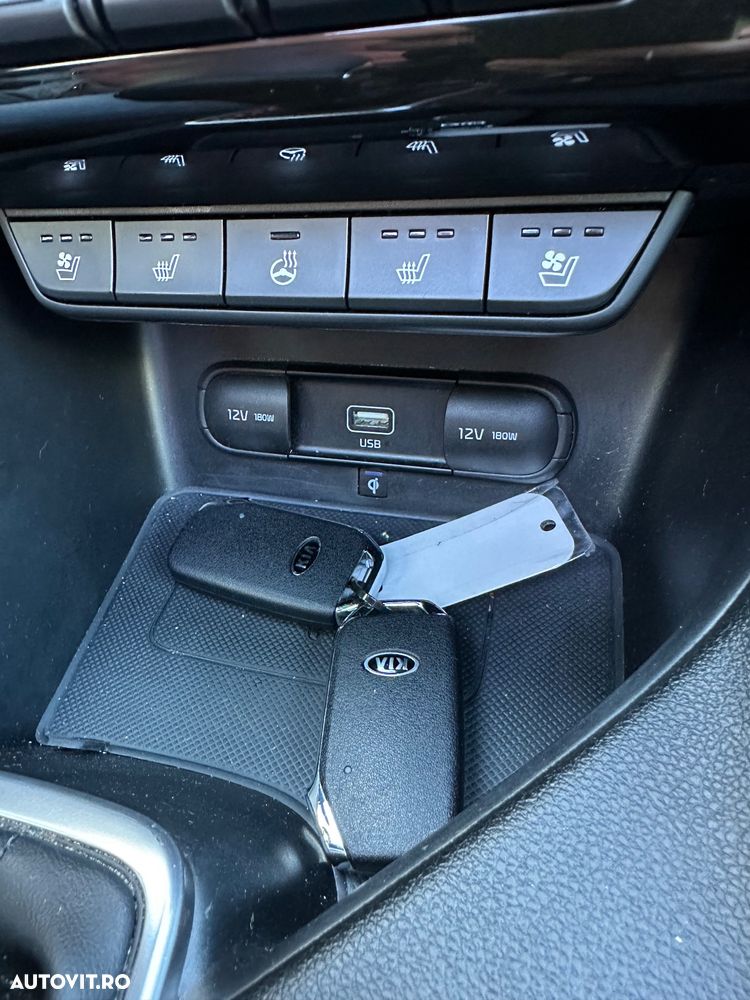 Kia Sportage 2.0 CRDI AWD Eco-Dynamics+ (48V M-H) Aut. GT LINE - 11