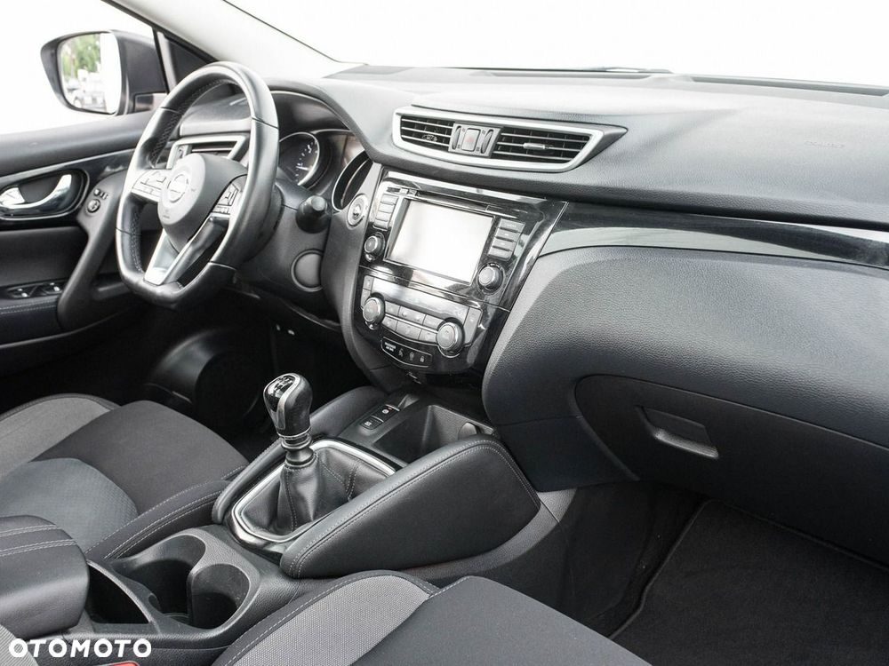 Nissan Qashqai 1.5 dCi N-Connecta - 29