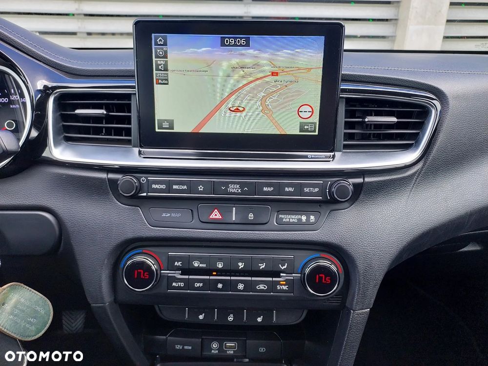 Kia Ceed 1.4 T-GDI M Max - 29