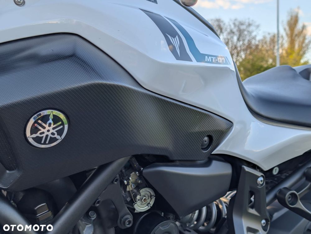 Yamaha MT - 37