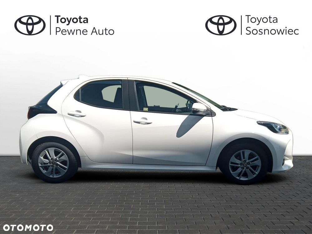 Toyota Yaris - 7