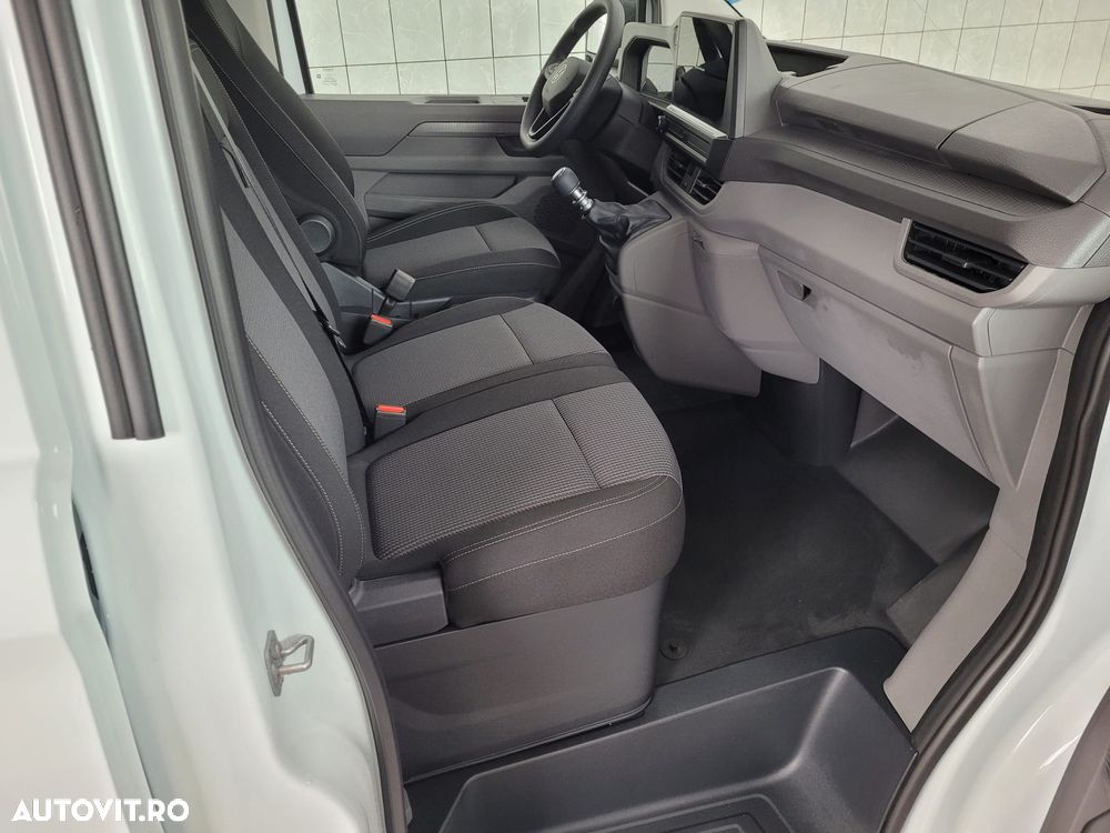 Volkswagen T7 Furgon Lung 110CP M6 - 12