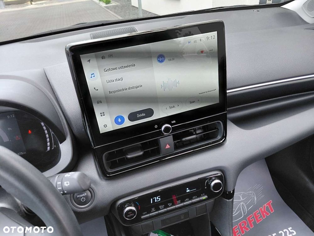 Toyota Yaris - 21