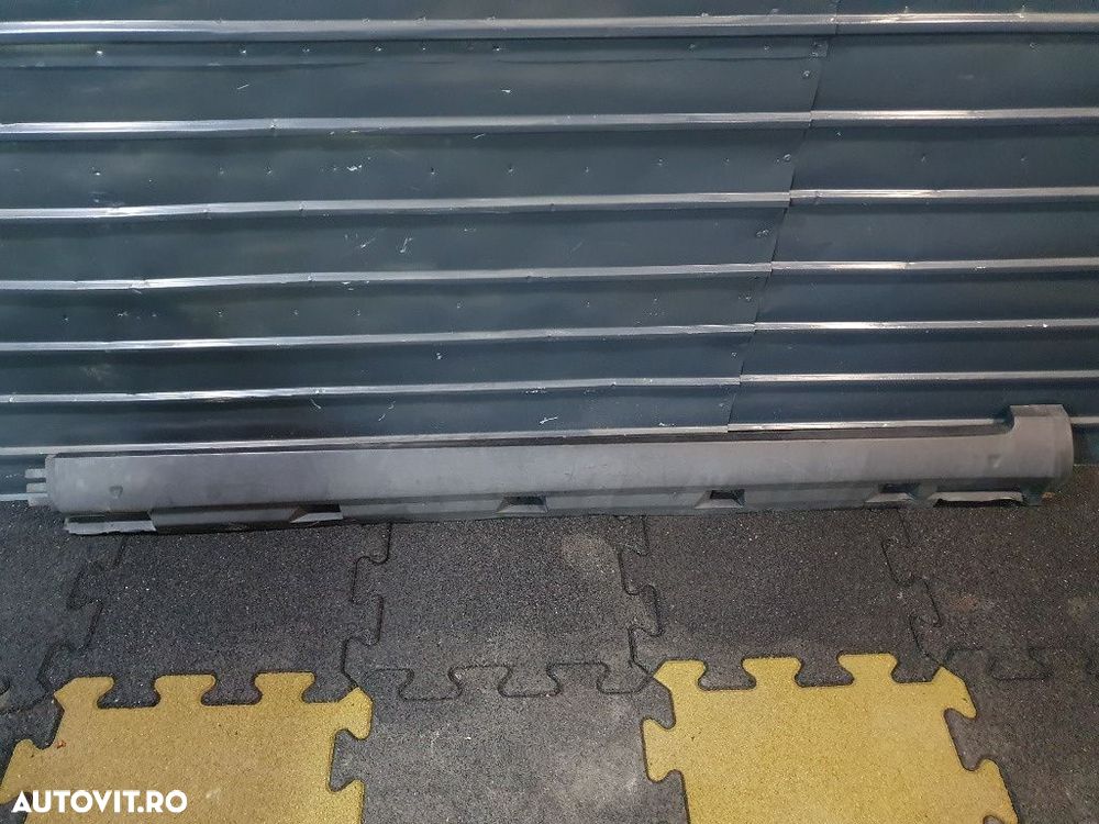 Ornament prag dreapta VOLKSWAGEN PASSAT Variant 3C5 2005 - 2011 2.0 TDI BMR, CBBB   3C0853856A - 2