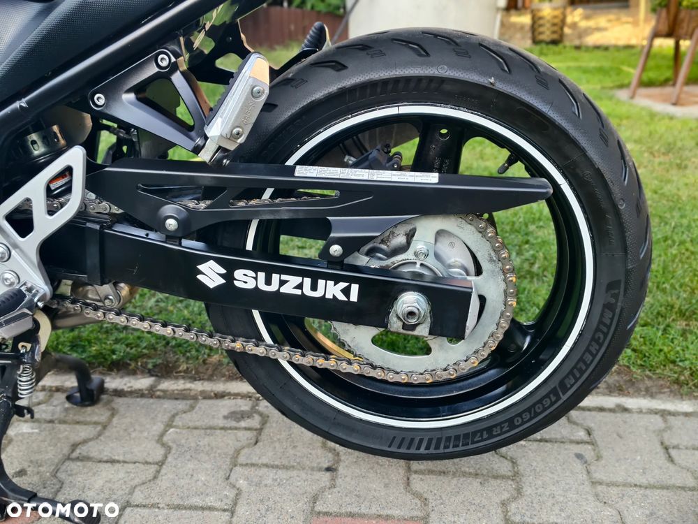 Suzuki Bandit - 22