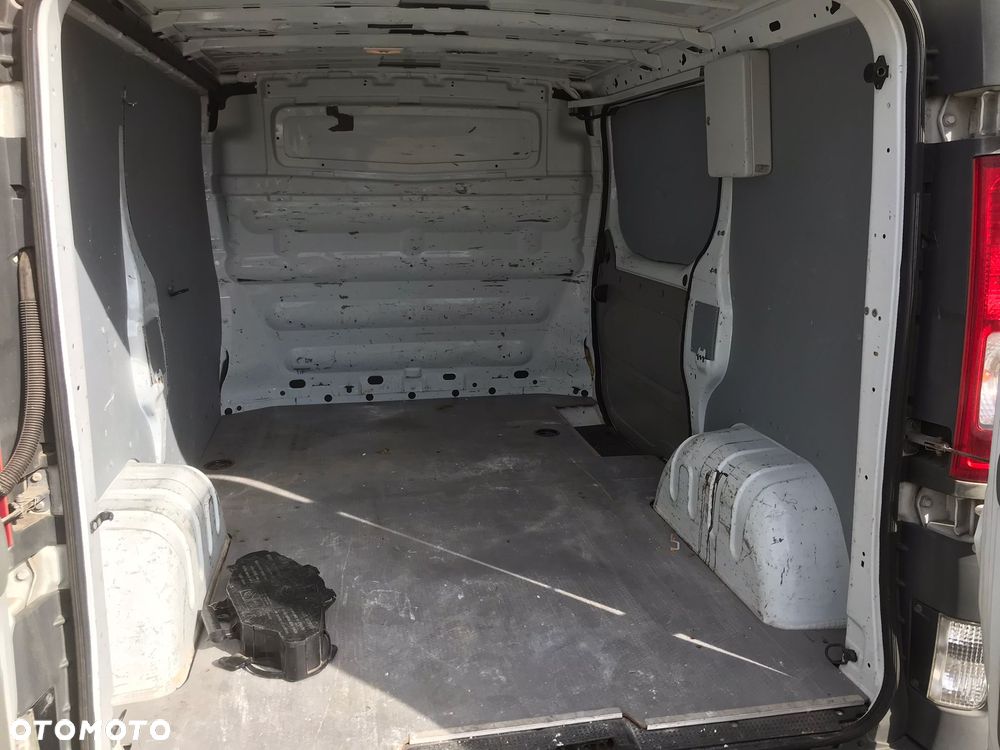 Opel Vivaro - 13