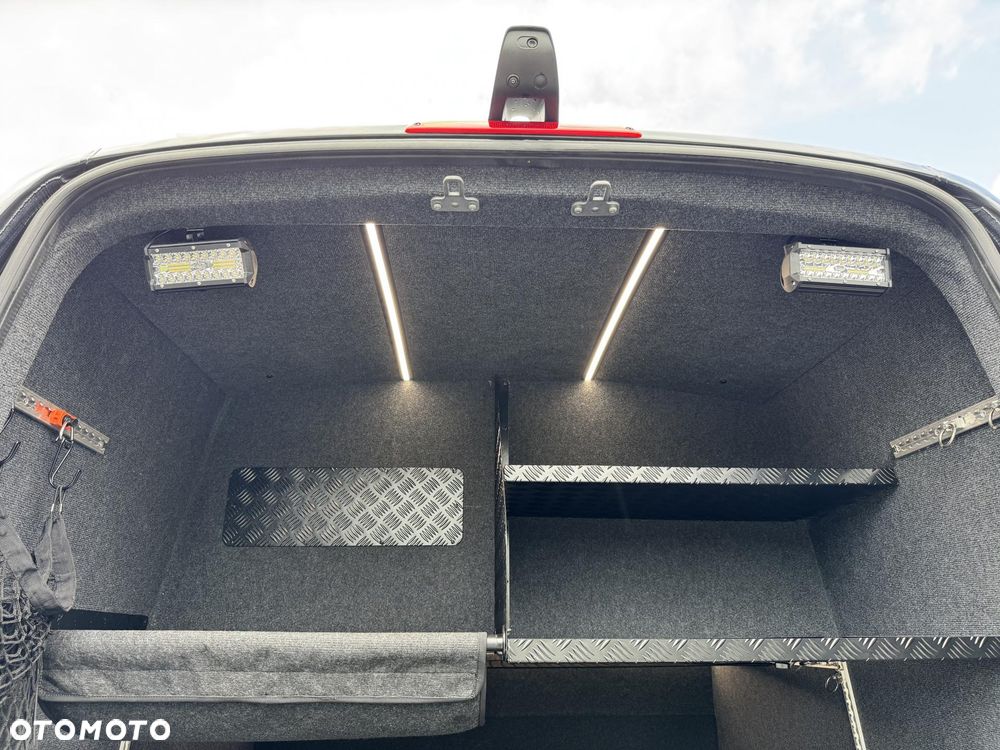 Mercedes-Benz Sprinter - 31