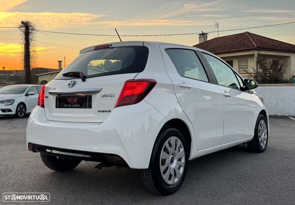 Toyota Yaris 1.5 HSD Comfort - 4
