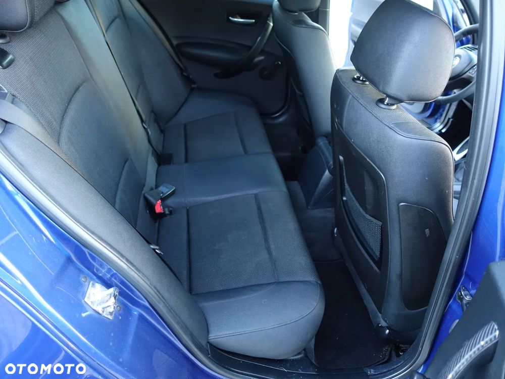 BMW Seria 1 - 11