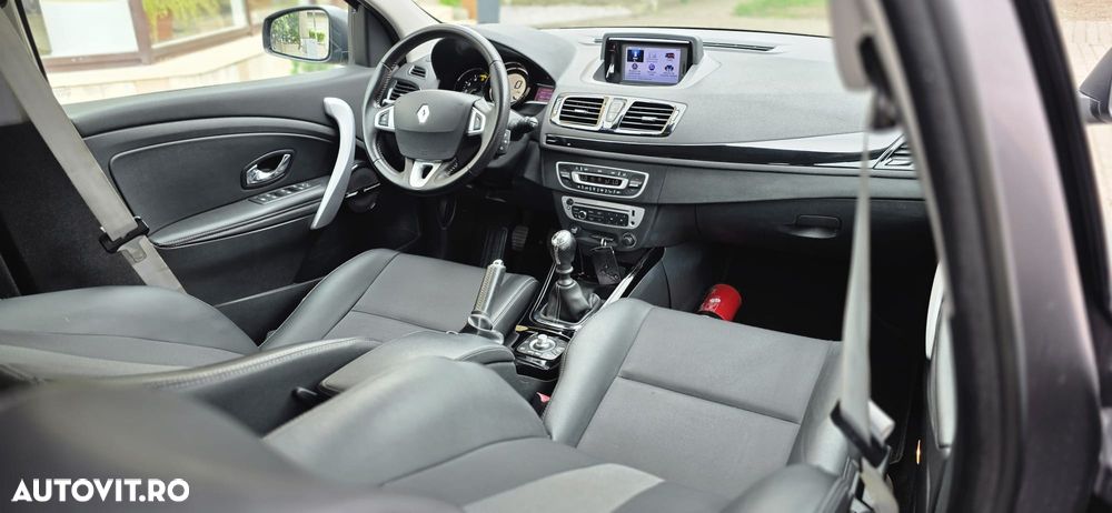 Renault Megane ENERGY dCi 110 Start & Stop Bose Edition - 6