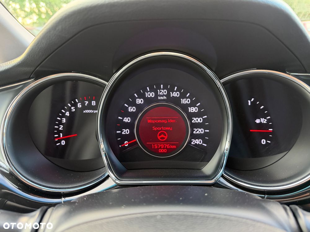 Kia Ceed - 37