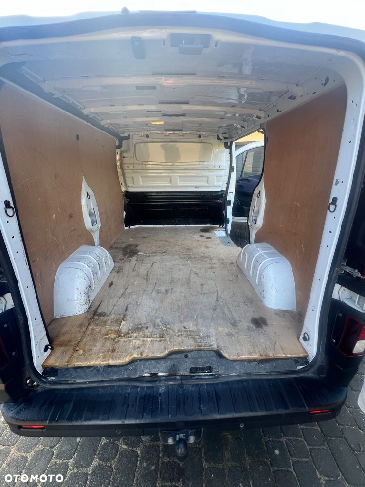 Opel Vivaro - 12