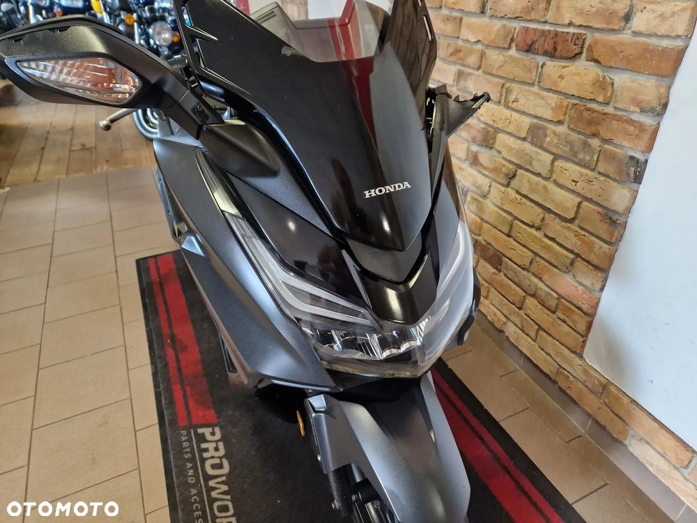 Honda NSS - 27