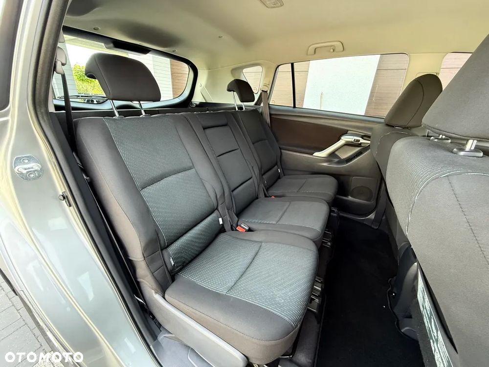 Toyota Verso 1.8 Edition - 25