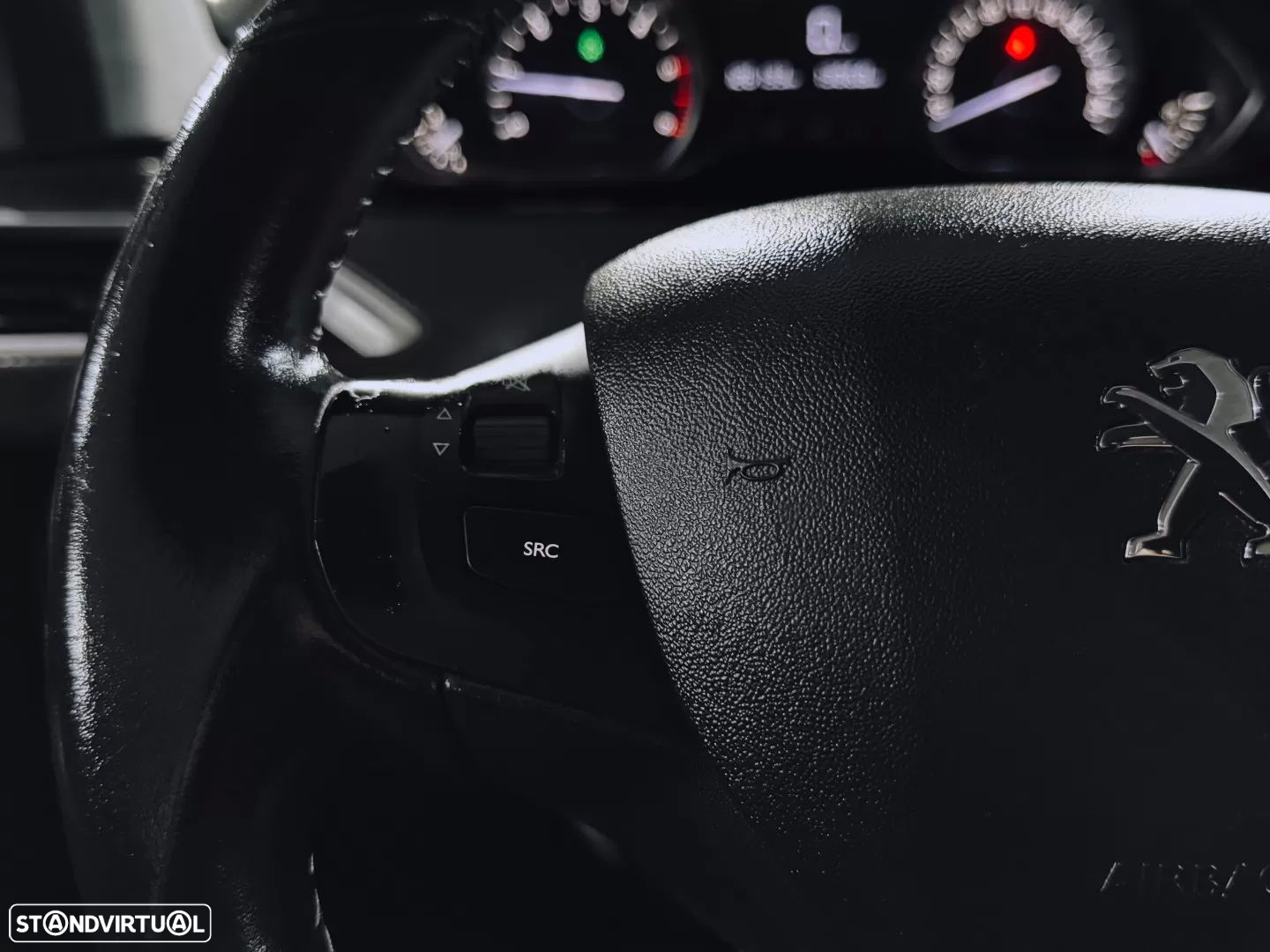 Peugeot 208 1.6 BlueHDi Style - 24