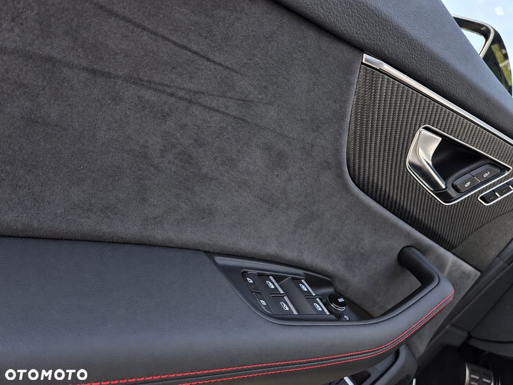 Audi Q8 - 16