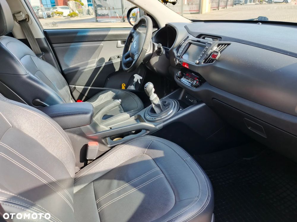 Kia Sportage 1.7 CRDI XL 2WD - 8