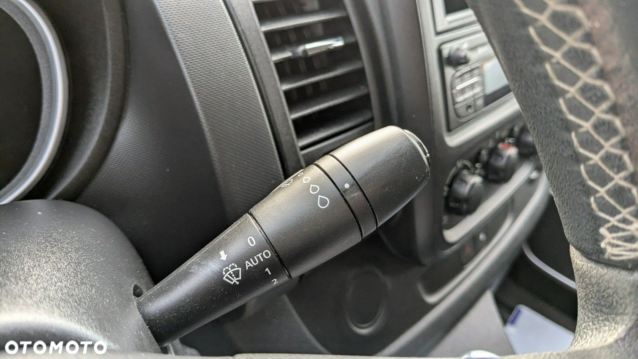 Opel Vivaro - 26