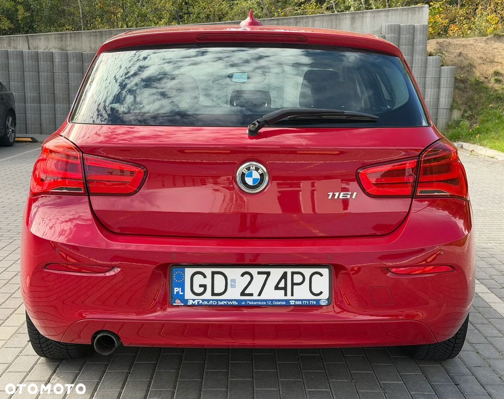 BMW Seria 1 116i - 5