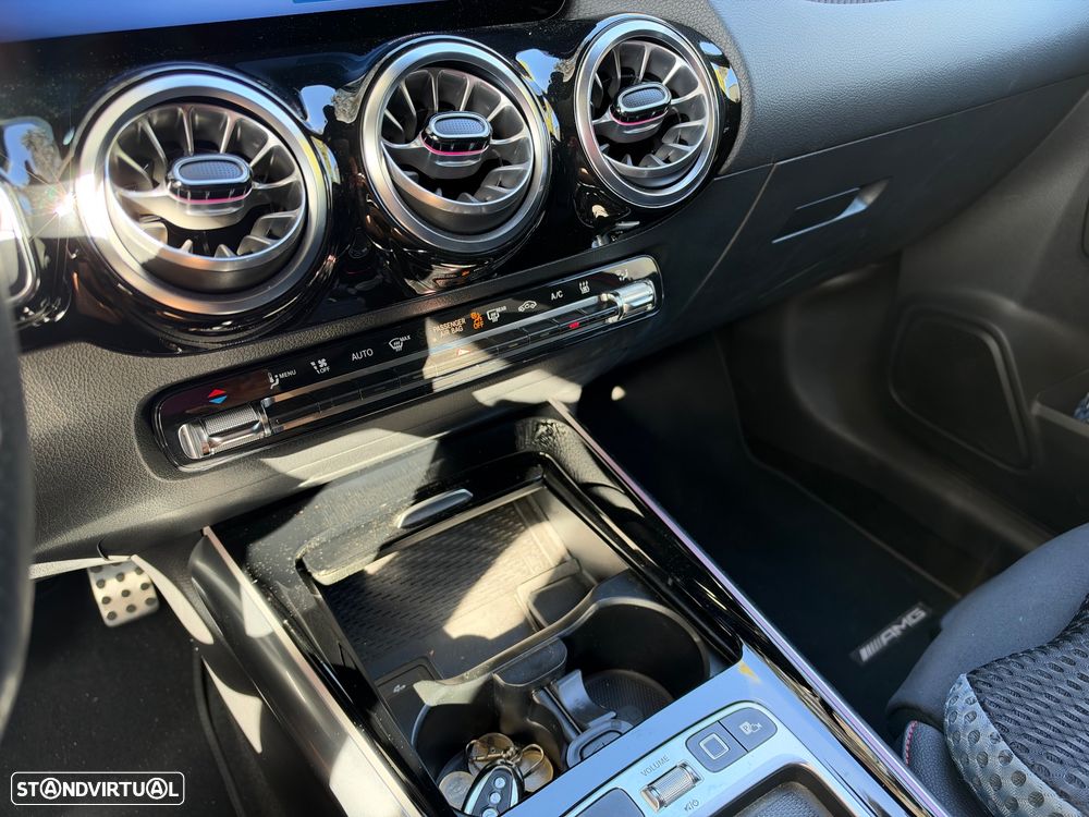 Mercedes-Benz GLA 250 e AMG Line - 9