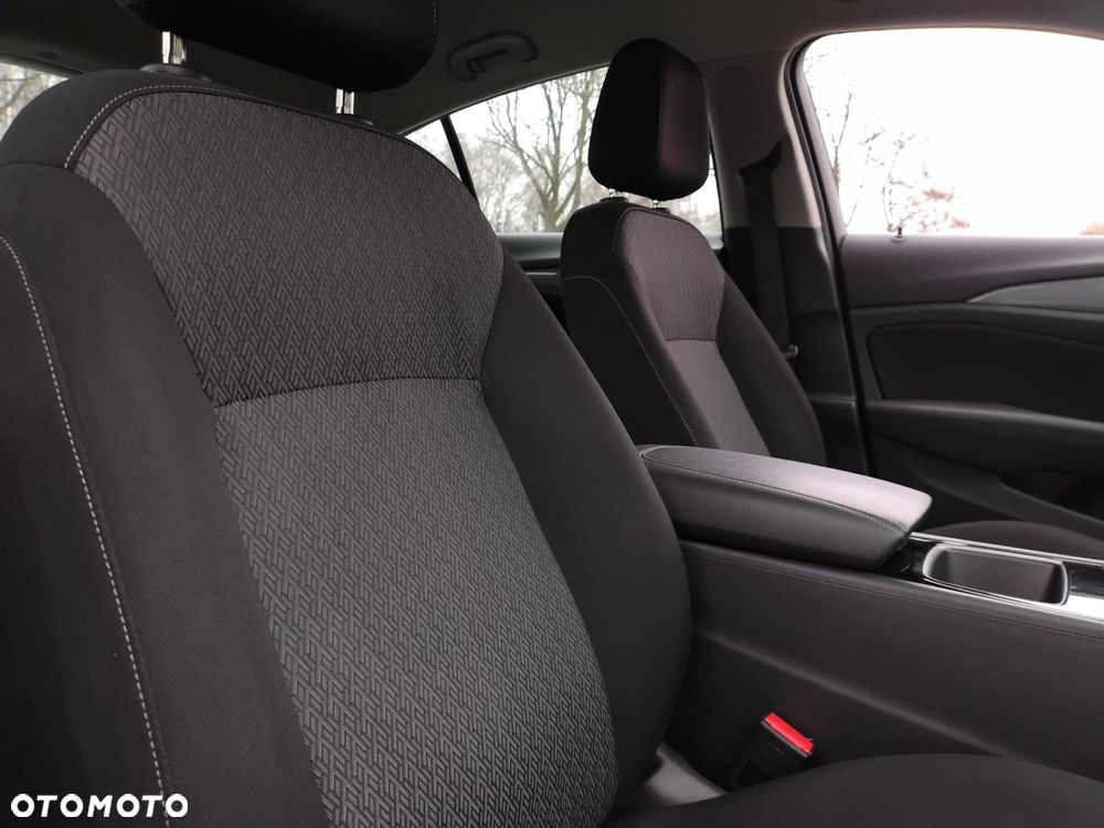 Opel Insignia 1.6 CDTI Enjoy S&S - 26