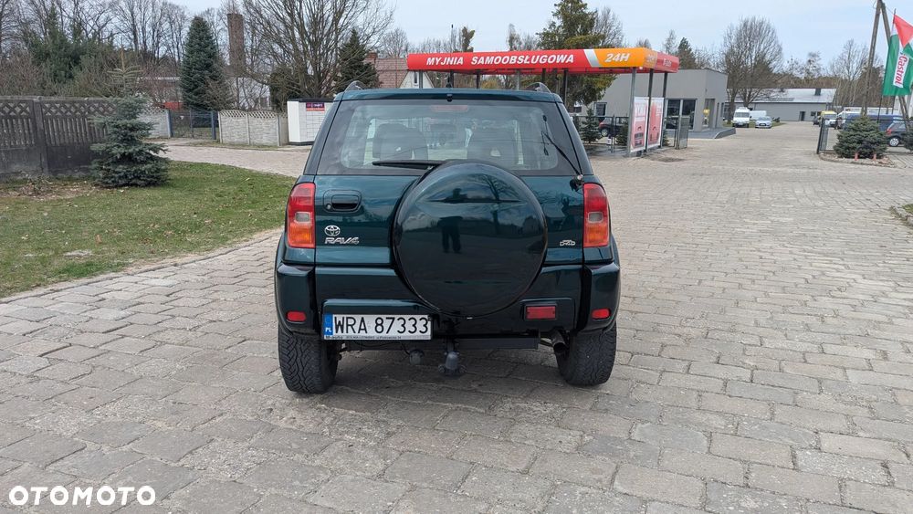 Toyota RAV4 D-4D 4x4 - 7