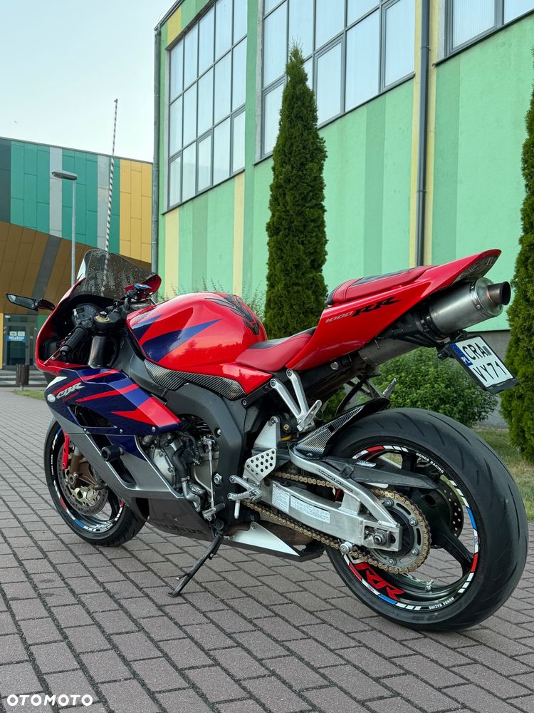 Honda CBR - 3