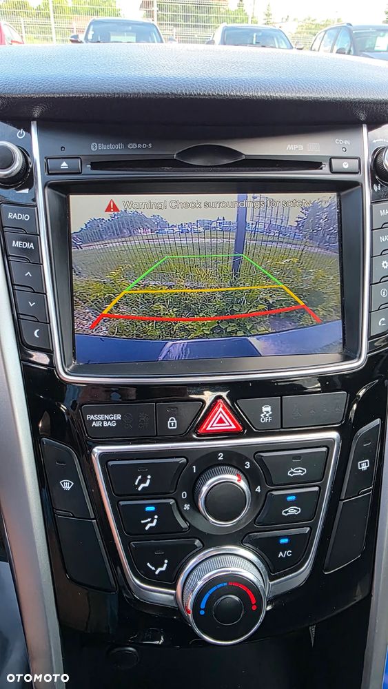 Hyundai i30 1.4 Fifa World Cup Edition - 26