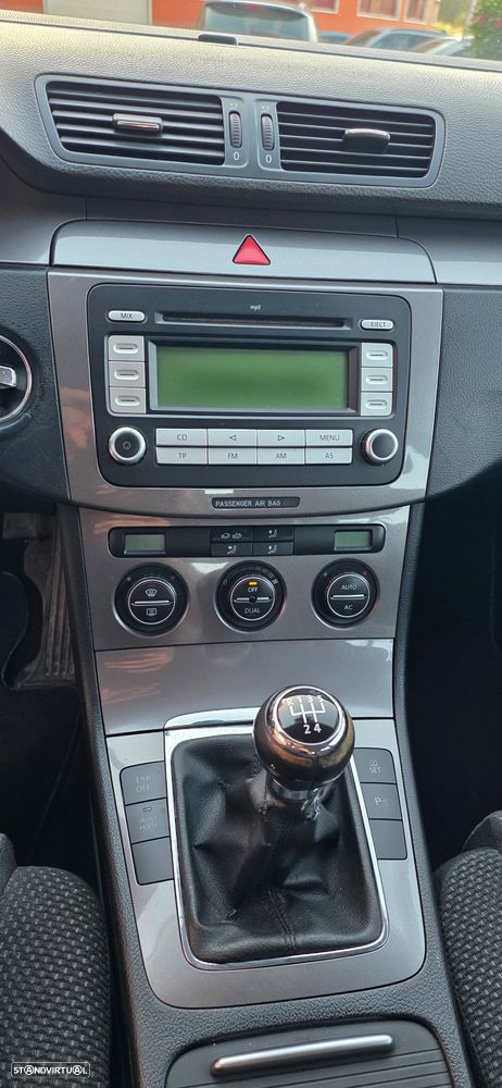 VW Passat Variant 1.9 TDI Confortline - 13