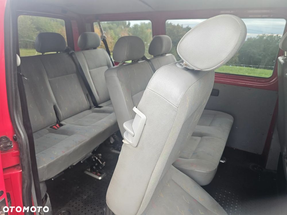 Volkswagen Transporter T5 TDI L1H1 - 11