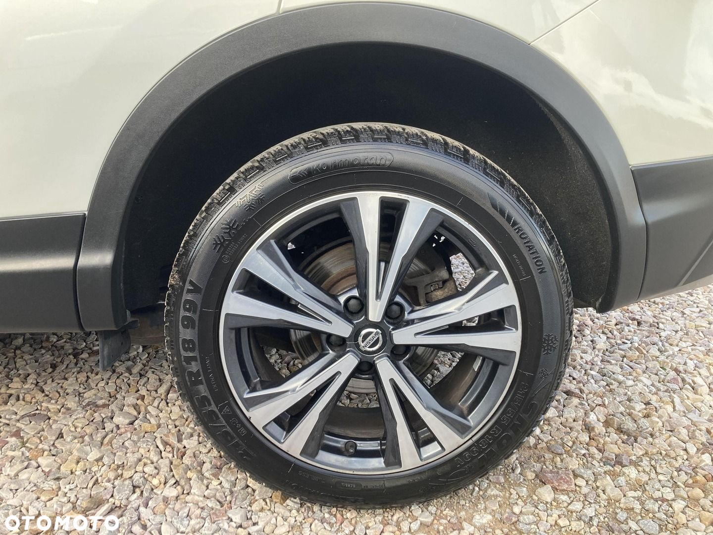 Nissan Qashqai 1.3 DIG-T N-Connecta - 26
