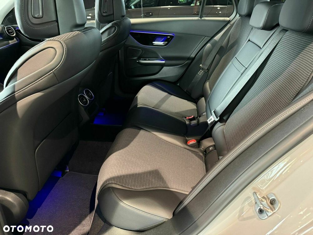 Mercedes-Benz Klasa C - 18