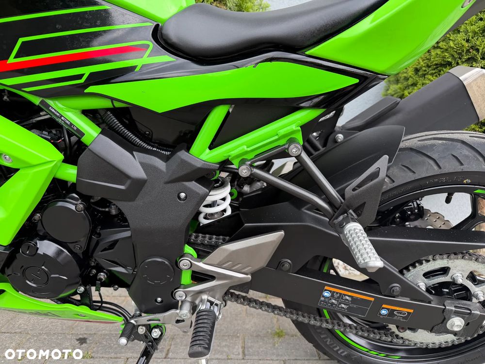 Kawasaki Ninja - 27